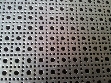 Китай Декоративный пефорированный металлический лист, пефорированные панели металла сетки нержавеющей стали поставщик