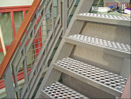 Анти- направляя рельсами проступи лестницы металла металлического листа декоративной плиты пефорированные панелями